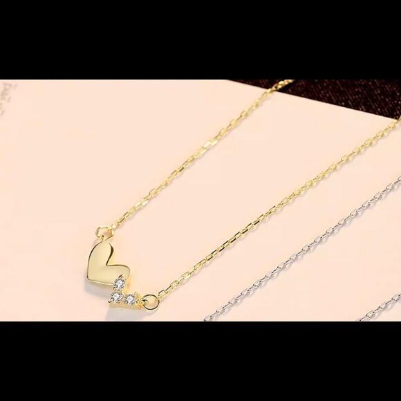 925 Sterling Silver Gold plated Double Heart Necklace Minimalist - Picture 3 of 3